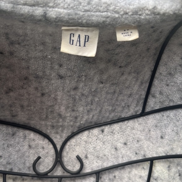 Long Comfy GAP Cardigan - Picture 2 of 6